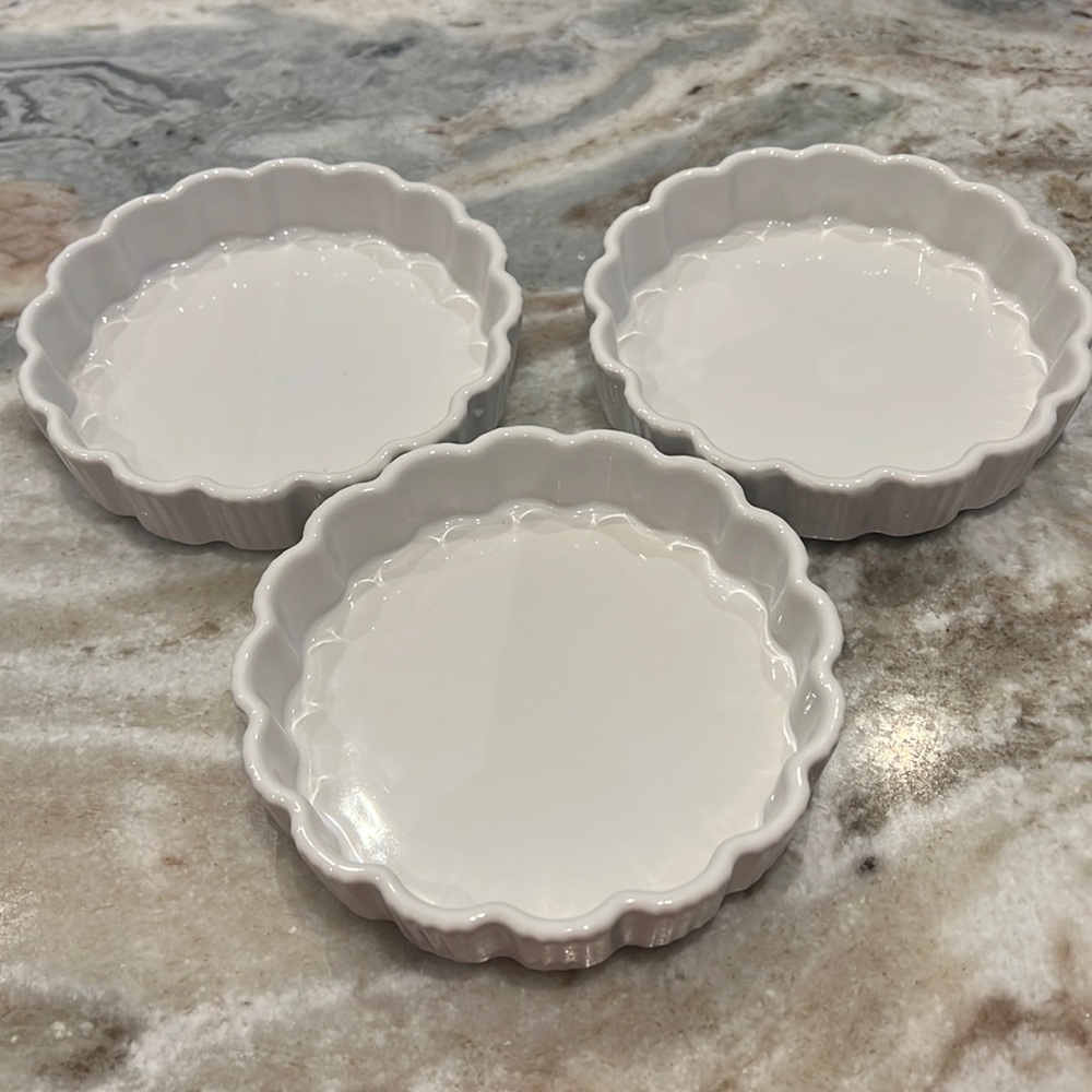 3 Porcelain Mini 6” tart quiche flan dishes. Made in Japan
